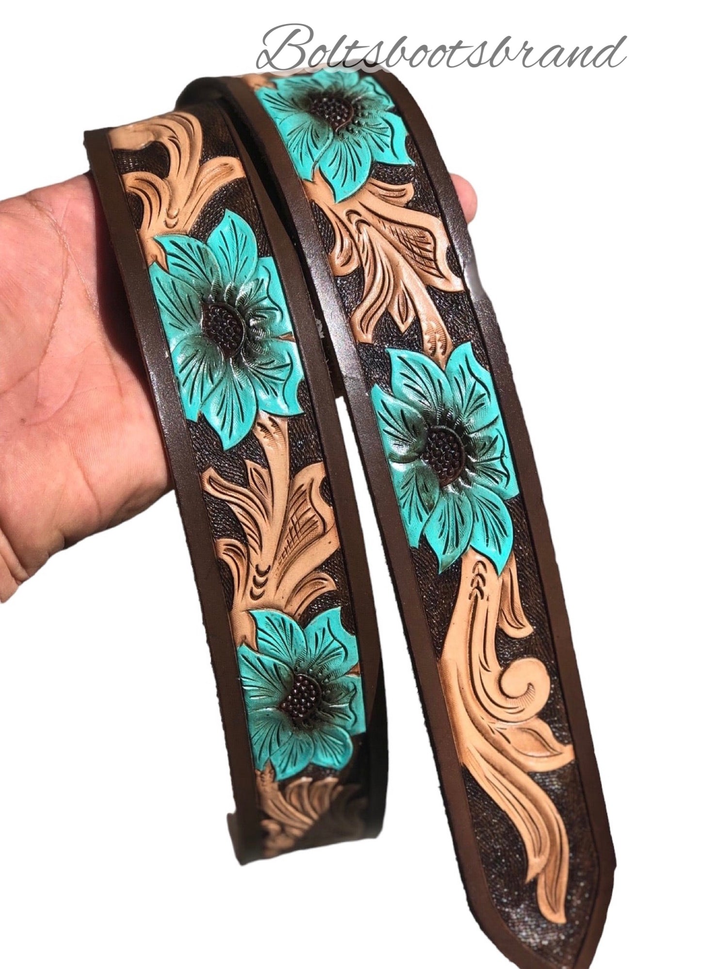 Turquoise flower 🦋 handtooled belt