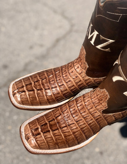 Light brown caiman tail Boltsboots signature